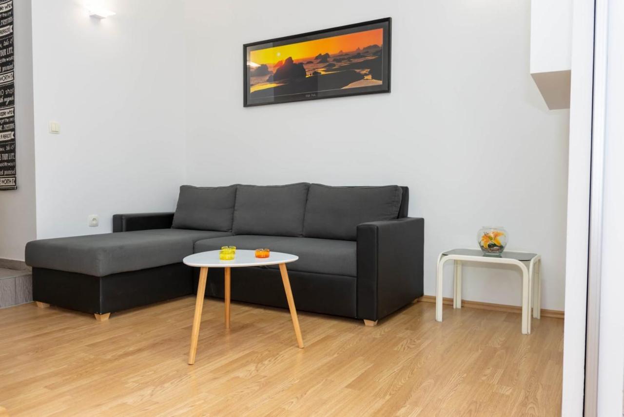 Apartments Pasalic Каштела Экстерьер фото